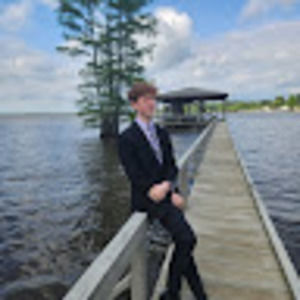 Meet your Posher, Aidan